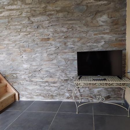 Gite De Charme Rosardenne Vaux-sur-Sure Esterno foto